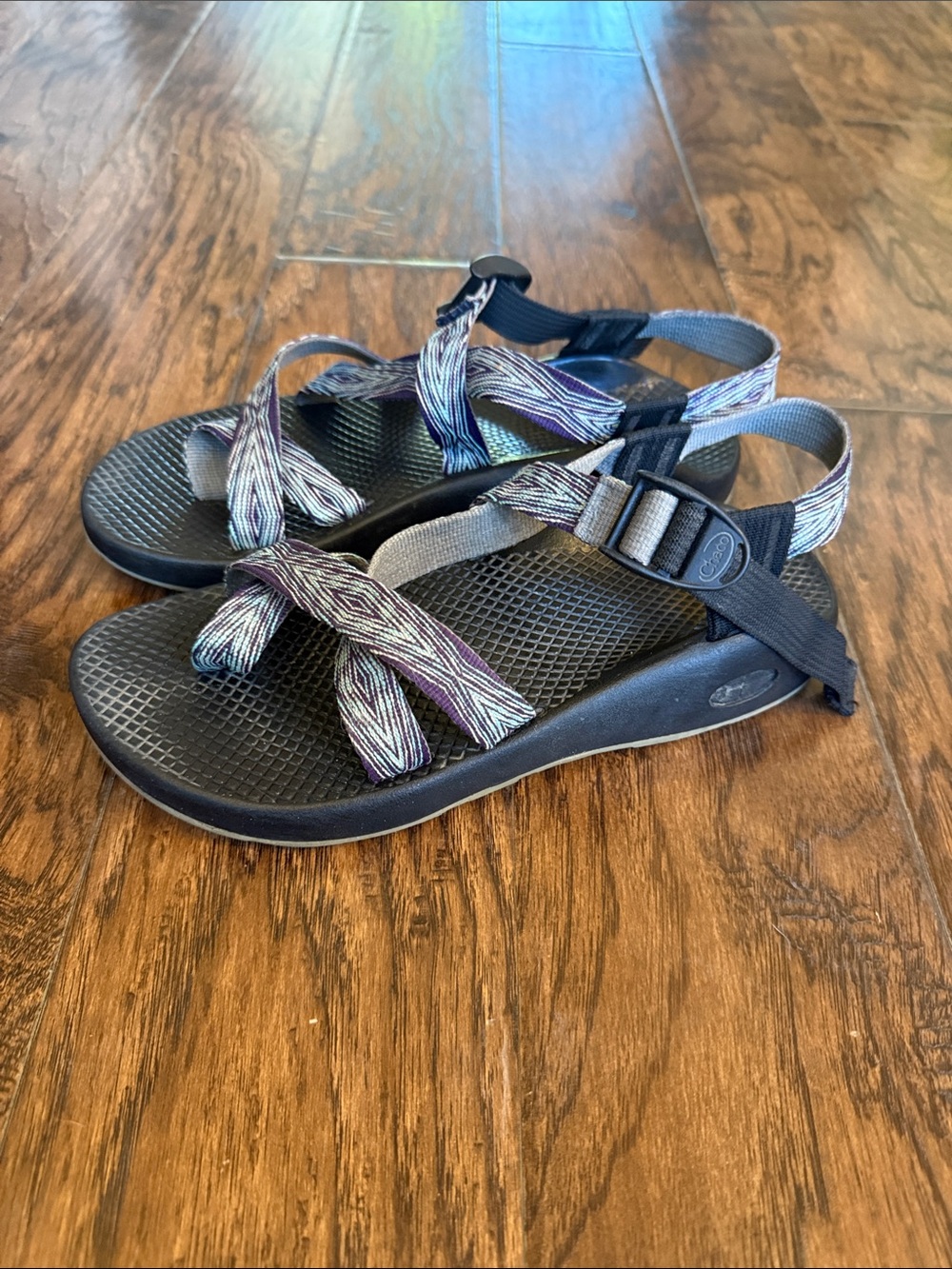 Chaco Women's Z/2 Yampa Sport Sandal in Black with Multicolor Straps, size 8